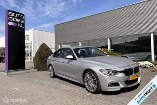 BMW 3-Serie (2014) thumbnail 1