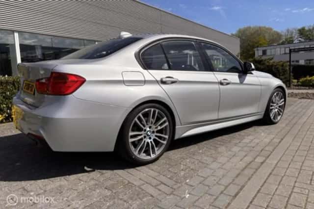 BMW 3-Serie (2014) thumbnail 4