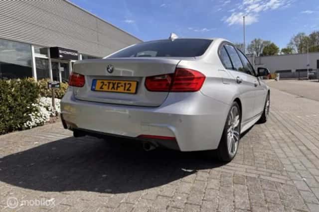 BMW 3-Serie (2014) thumbnail 6