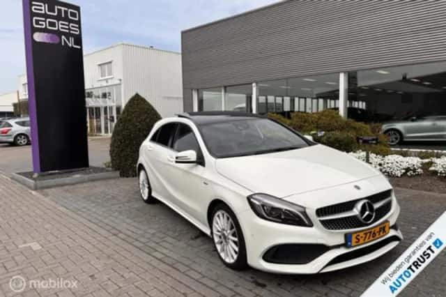 Mercedes-Benz A-Klasse (2023) thumbnail 1