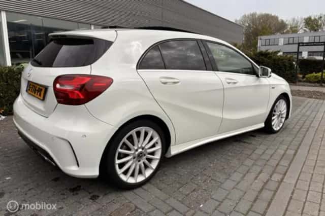 Mercedes-Benz A-Klasse (2023) thumbnail 4