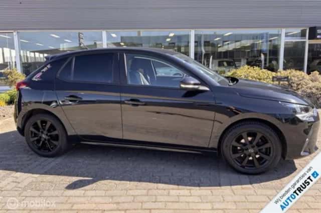Opel Corsa (2024) thumbnail 3