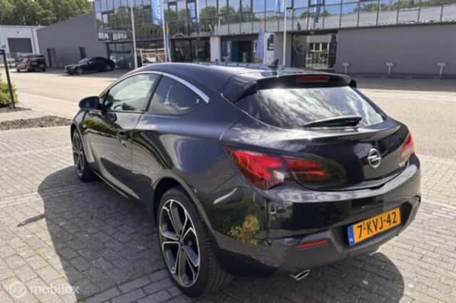 Opel Astra (2013) thumbnail 5