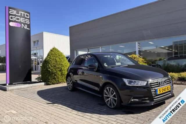 Audi A1 (2023) thumbnail 1
