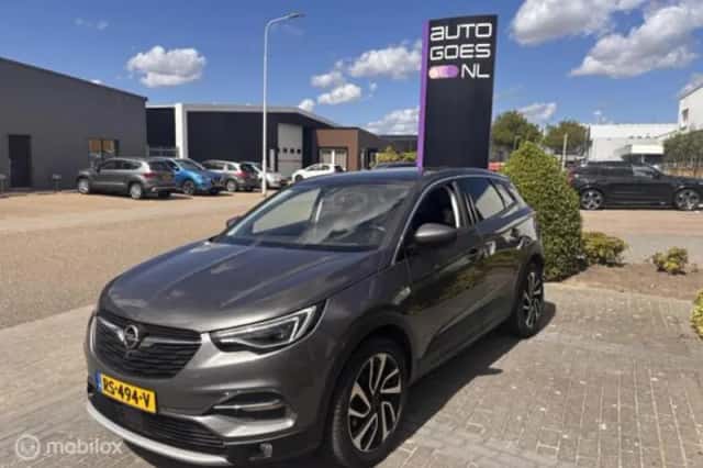 Opel Grandland (2018) thumbnail 6