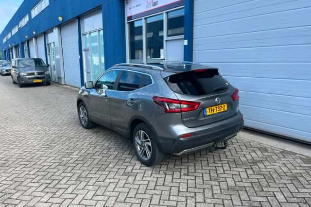 Nissan Qashqai (2018) thumbnail 4