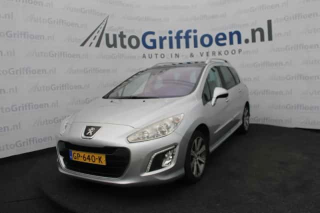 Peugeot 308 (2013) thumbnail 1