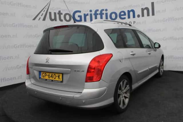 Peugeot 308 (2013) thumbnail 5