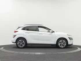Hyundai Kona (2023) thumbnail 12