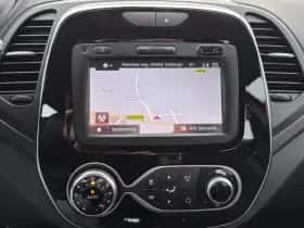 Renault Captur (2017) thumbnail 33