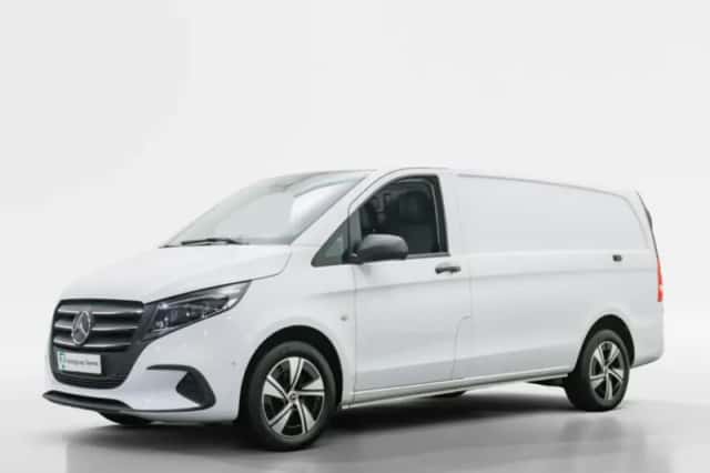 Mercedes-Benz Vito (2024) thumbnail 1