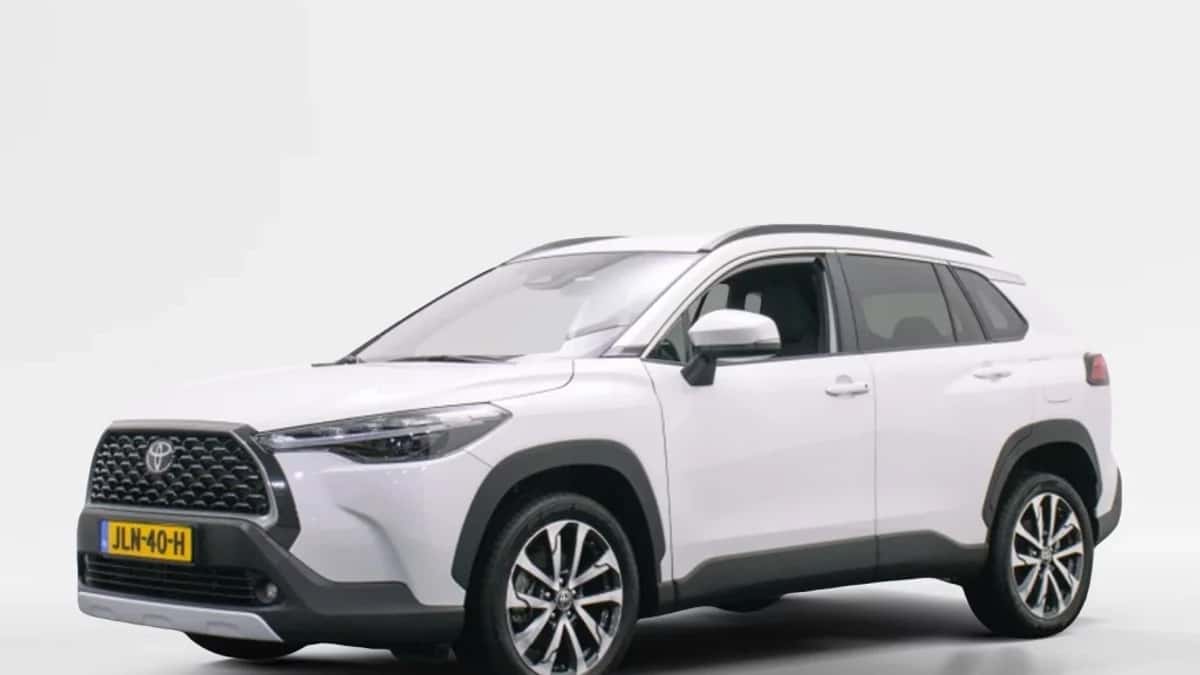 Toyota Corolla (2025) — foto 1
