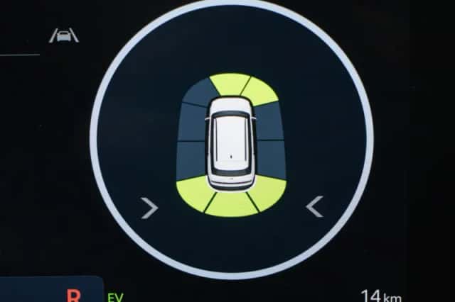 Hyundai Santa Fe (2025) thumbnail 4