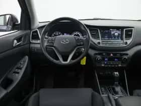 Hyundai Tucson (2018) thumbnail 3