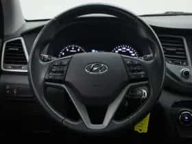Hyundai Tucson (2018) thumbnail 25