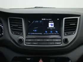 Hyundai Tucson (2018) thumbnail 40