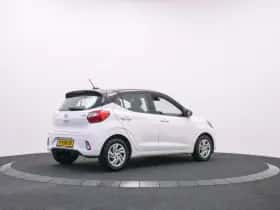 Hyundai i10 (2022) thumbnail 2
