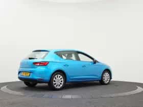 SEAT Leon (2016) thumbnail 2