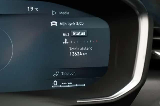Lynk & Co 01 (2024) thumbnail 4