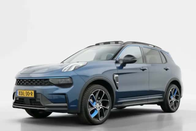 Lynk & Co 01 (2024) thumbnail 1