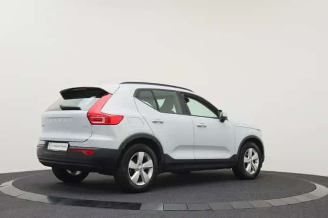 Volvo XC40 (2020) thumbnail 2
