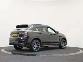 Lynk & Co 01 (2023) thumbnail 2