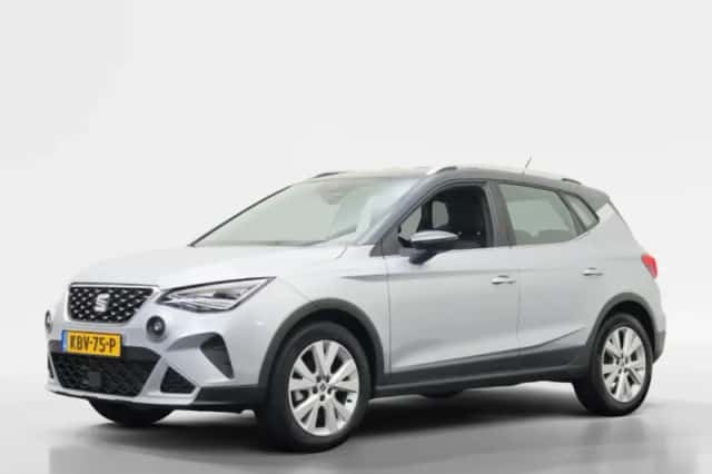 SEAT Arona (2024) thumbnail 1