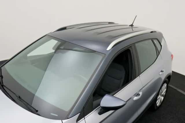 SEAT Arona (2024) thumbnail 6