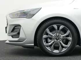 Ford Focus (2024) thumbnail 6