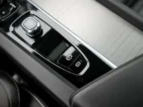Volvo XC60 (2025) thumbnail 40