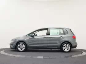 Volkswagen Golf (2018) thumbnail 6