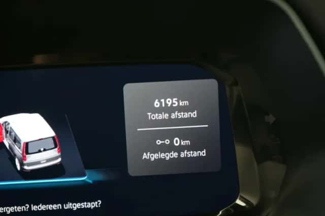 Volkswagen Caddy (2025) thumbnail 4