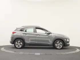 Hyundai Kona (2021) thumbnail 12