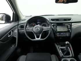 Nissan Qashqai (2018) thumbnail 3