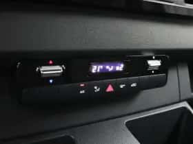 Mercedes-Benz Sprinter (2024) thumbnail 40