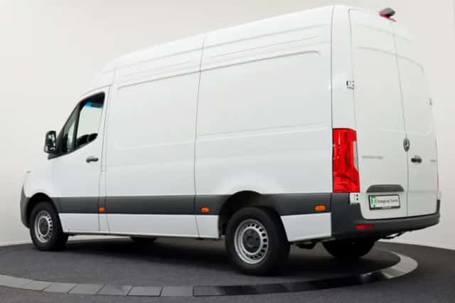Mercedes-Benz Sprinter (2024) thumbnail 6