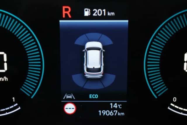 Hyundai Kona (2025) thumbnail 4