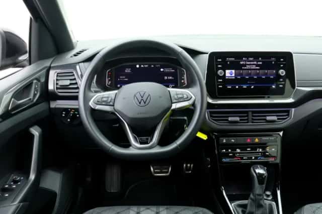 Volkswagen T-Cross (2025) thumbnail 3