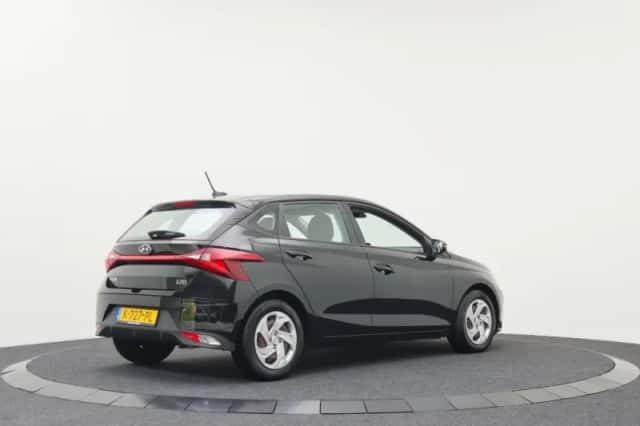 Hyundai i20 (2021) thumbnail 2