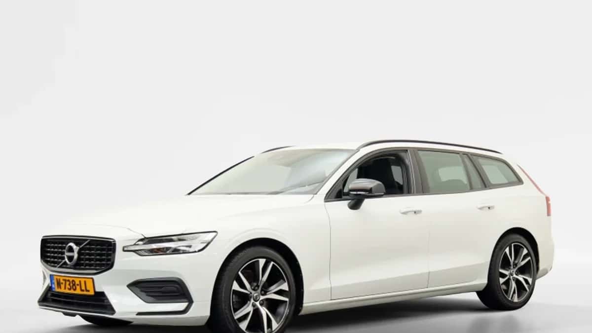 Volvo V60 (2021) — foto 1