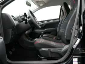 Peugeot 108 (2014) thumbnail 15