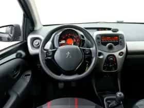 Peugeot 108 (2014) thumbnail 3