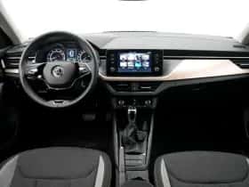 Škoda Kamiq (2023) thumbnail 17