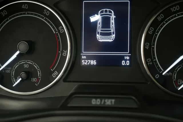 Škoda Kamiq (2023) thumbnail 4