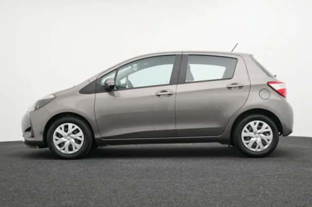 Toyota Yaris (2020) thumbnail 6