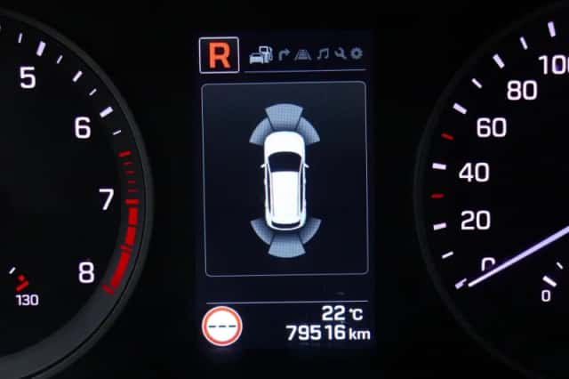 Hyundai Tucson (2016) thumbnail 4