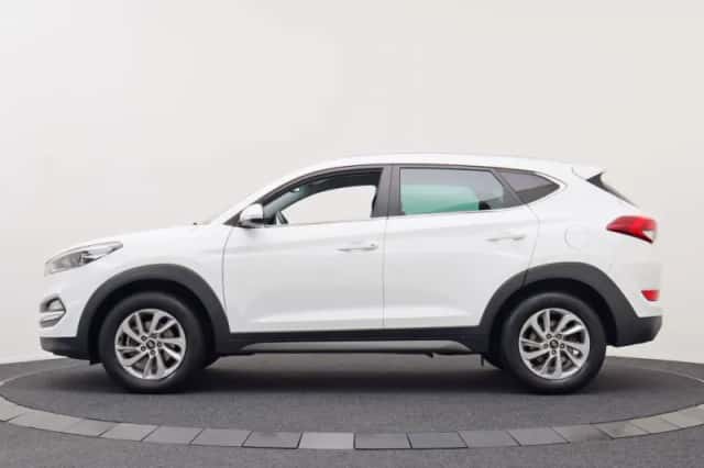 Hyundai Tucson (2016) thumbnail 6