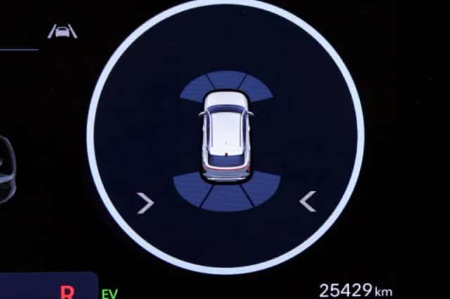 Hyundai Kona (2025) thumbnail 4