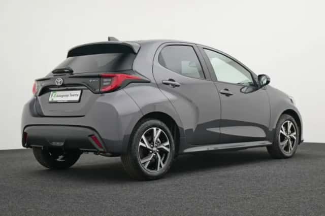 Toyota Yaris (2026) thumbnail 2
