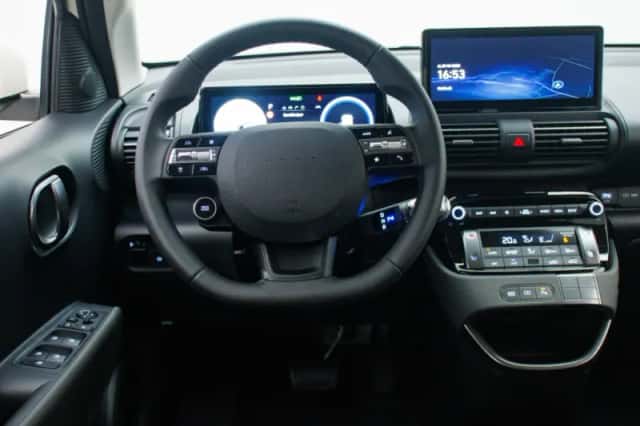 Hyundai Inster (2025) thumbnail 3
